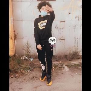 Meet your Posher, Devant'e